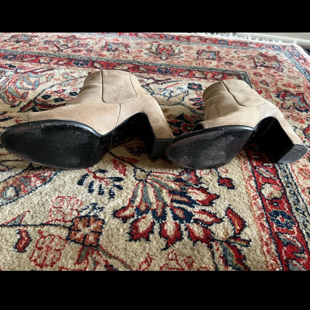 BALENCIAGA Perforated Suede Peep-Toe Booties - Size IT 39 | US 9 - Picture 5 of 12